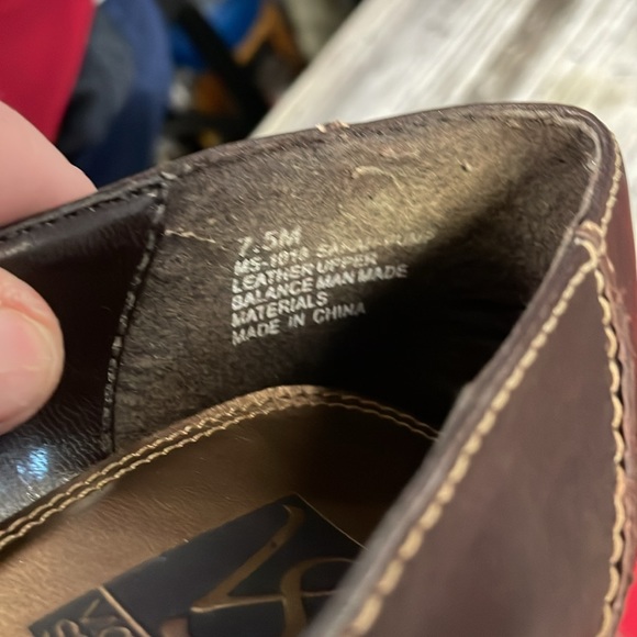 VICTORIA SPENCER HEELS - Picture 7 of 8